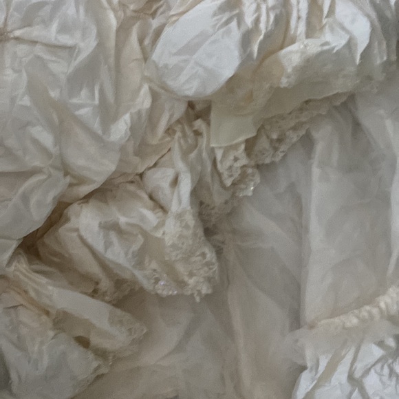 Rare Vintage Wedding Dress - Picture 6 of 6